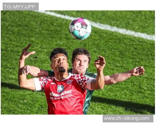 美因茨正式签约28岁奥格斯堡中锋菲利普蒂茨助力球队新赛季