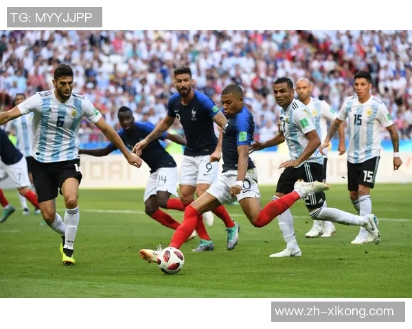 三年前世界杯决赛回顾法国队重温姆巴佩进球庆祝瞬间