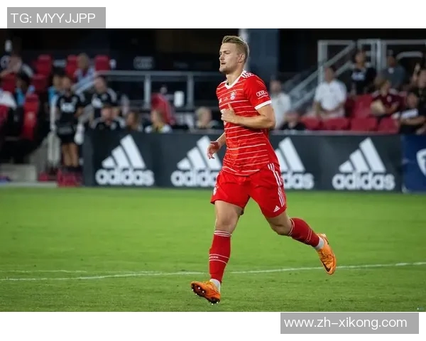 阿莫林对德里赫特复出保持谨慎态度关注舍什科伤情进展